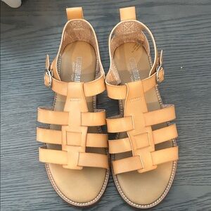 CUSHIONAIRE sandals for women